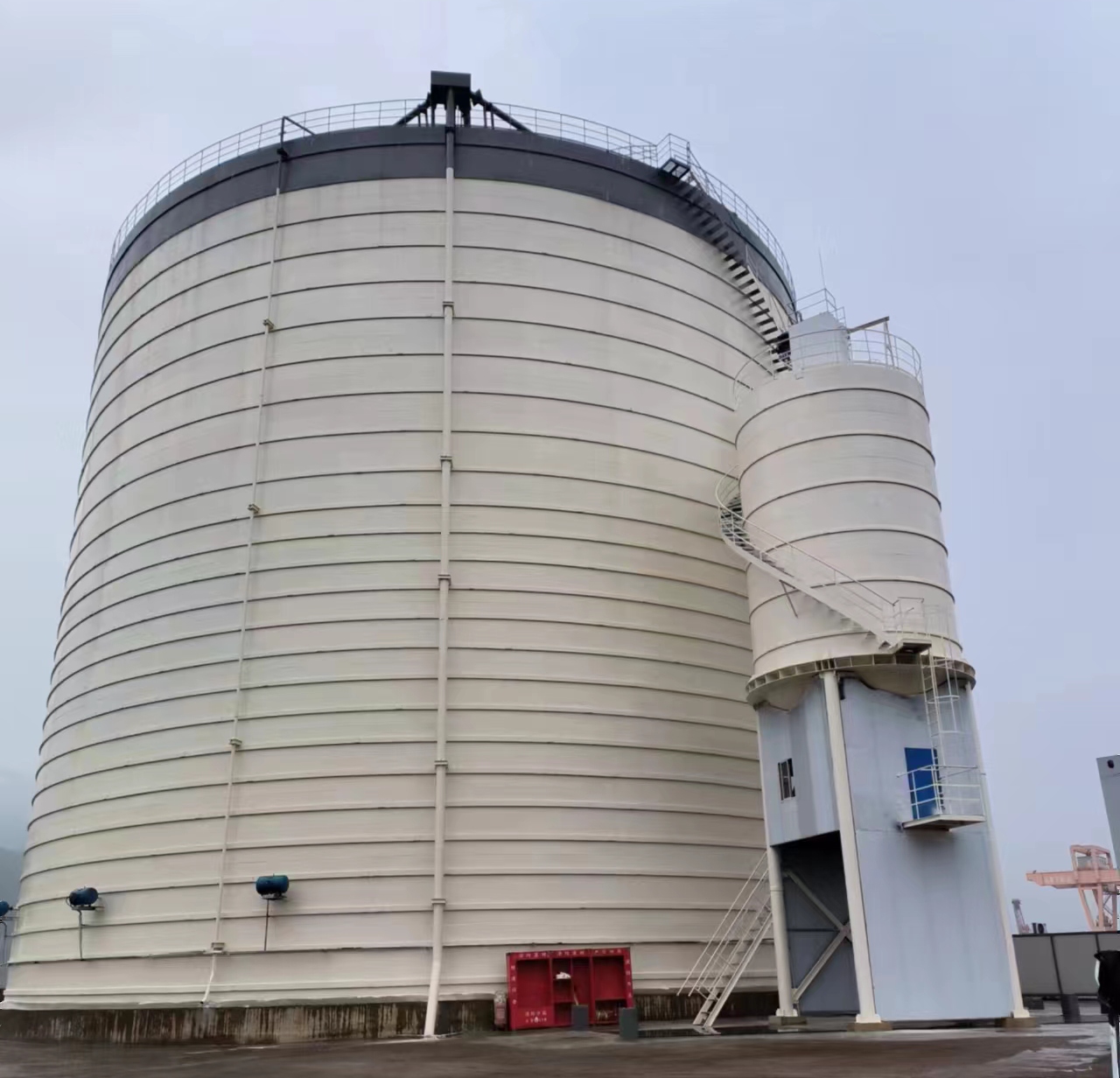 长垣10万吨水泥钢板库